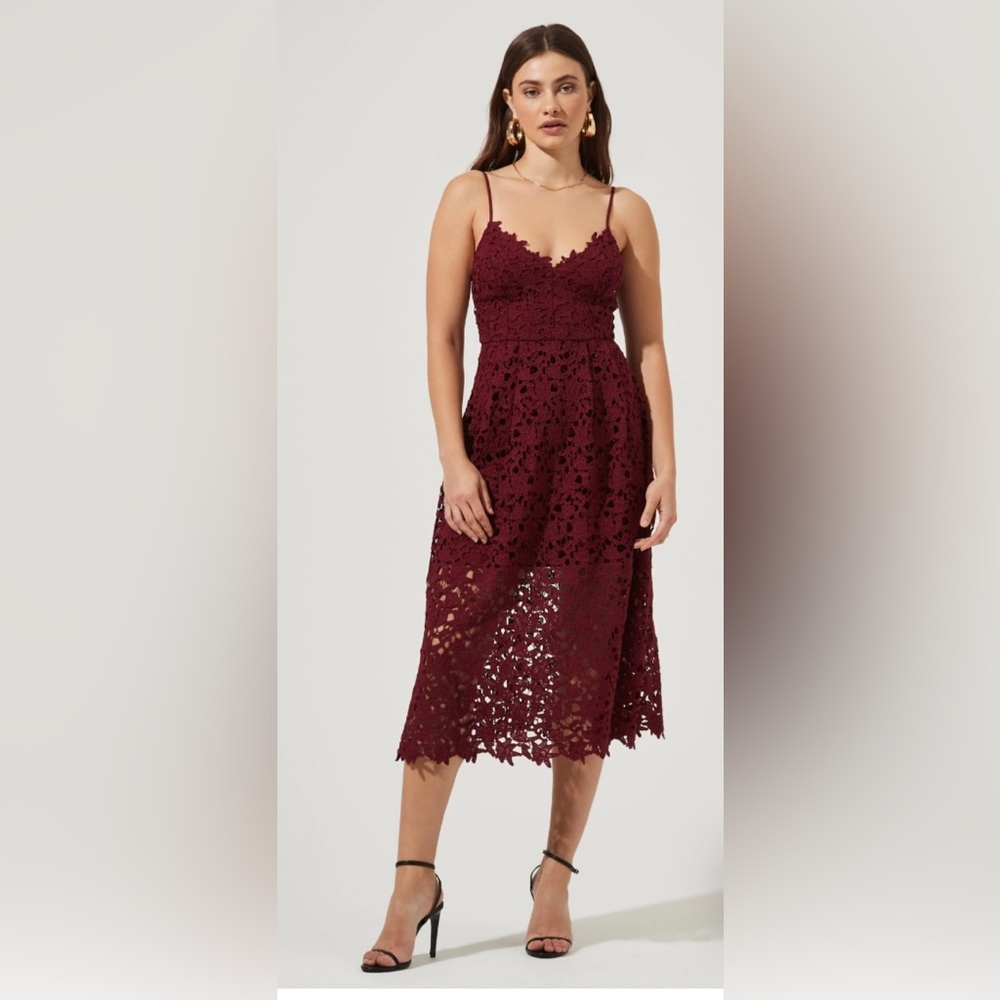 ASTR the label Women's Sleeveless Lace A-Line Midi Dress Wine Red Size XS